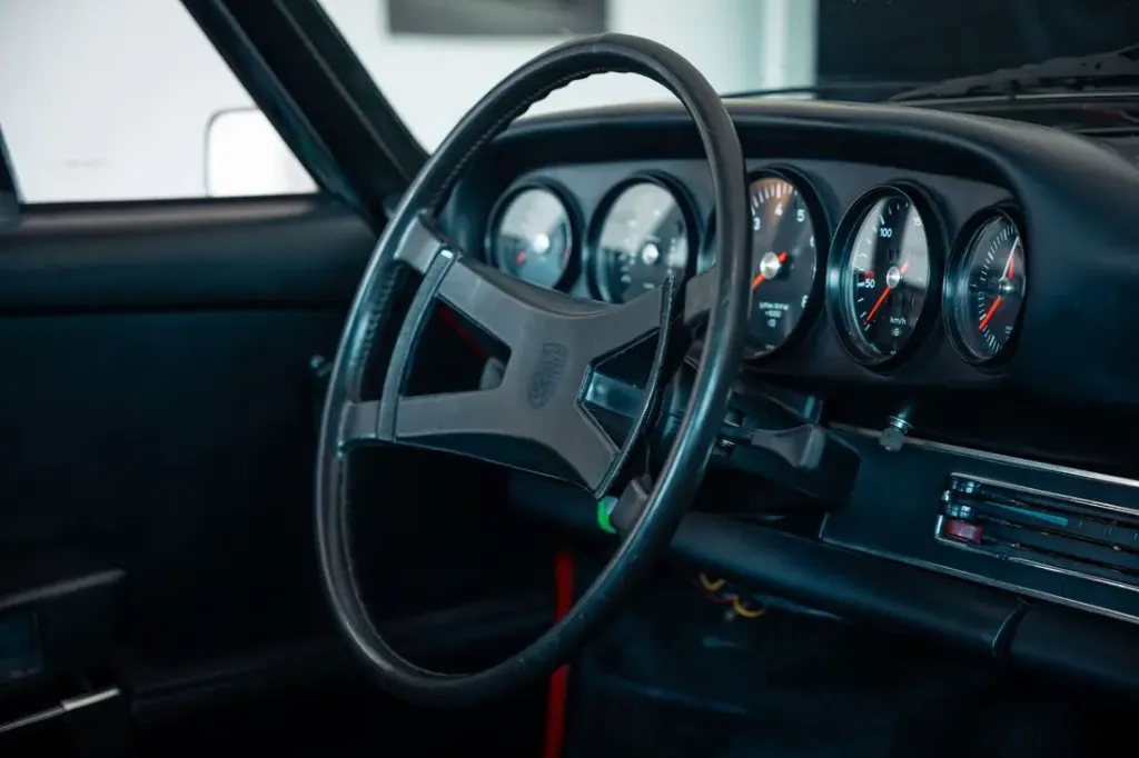 W103213164_STANDARD_6.webp
