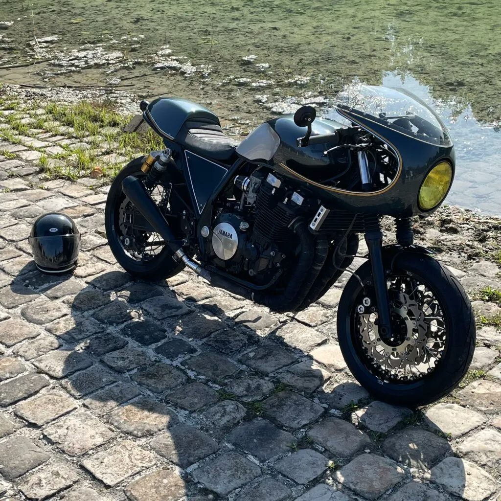 [20260408_001] Yamaha XJR 1300 Caferacer by Spark