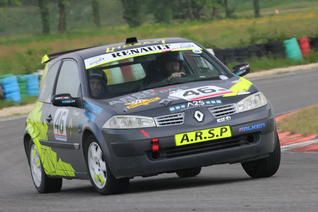 [20260811_001] megane 2.0 16s 2003
