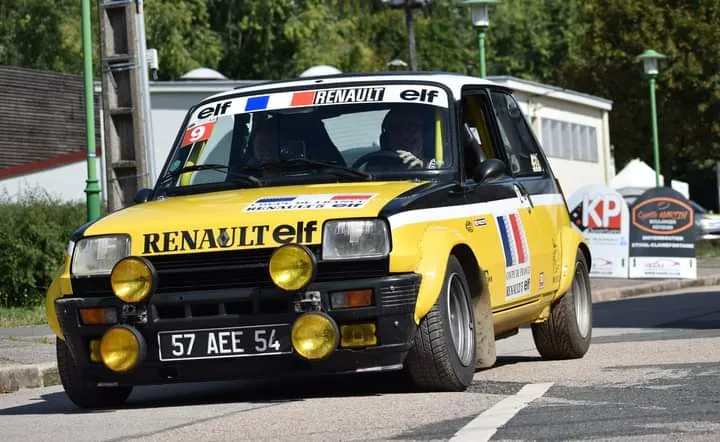 [20260421_003] RENAULT 5 TS équipée Groupe 2