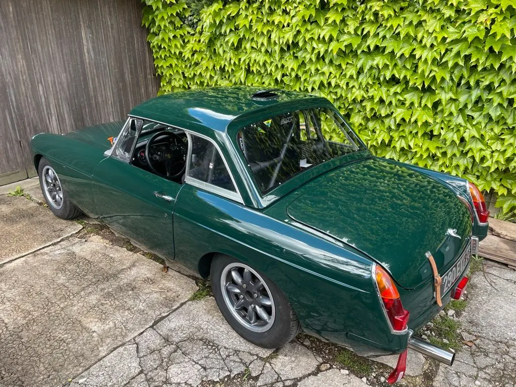 [20260424_001] MGB - Gentleman Driver