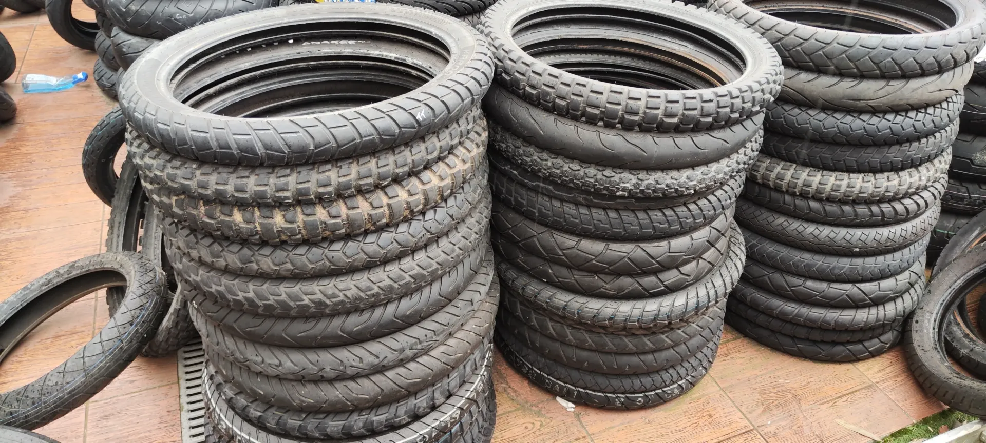 [20260416_001] Pneus Moto Route Trail Cross 90/90R21 Michelin - Pirelli - Dunlop - Bridgestone - Mitas - Metzeler...